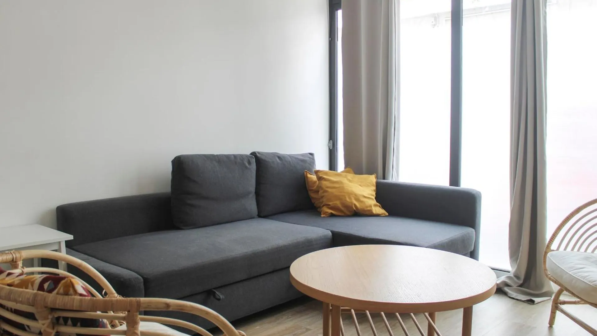 Spacious Appt Close To Place Monge Paris