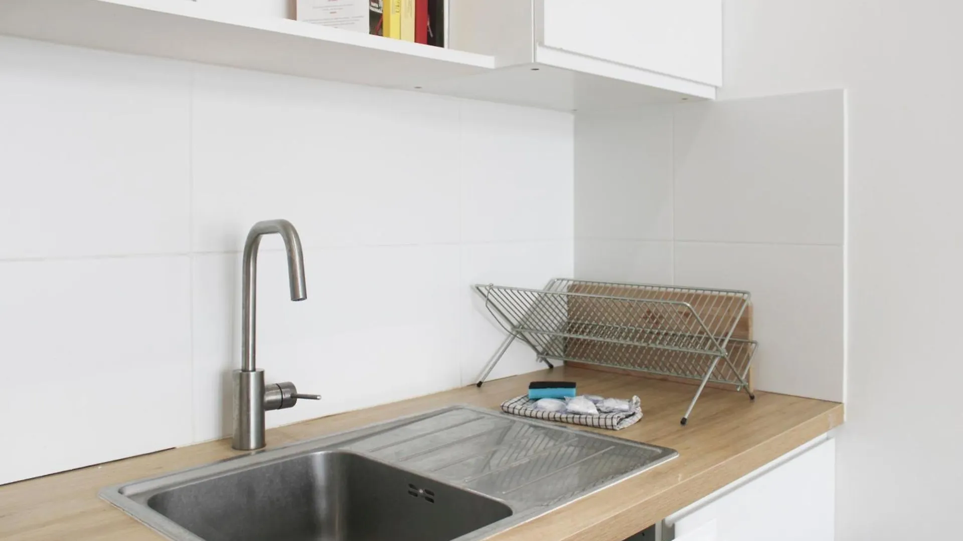Spacious Appt Close To Place Monge *