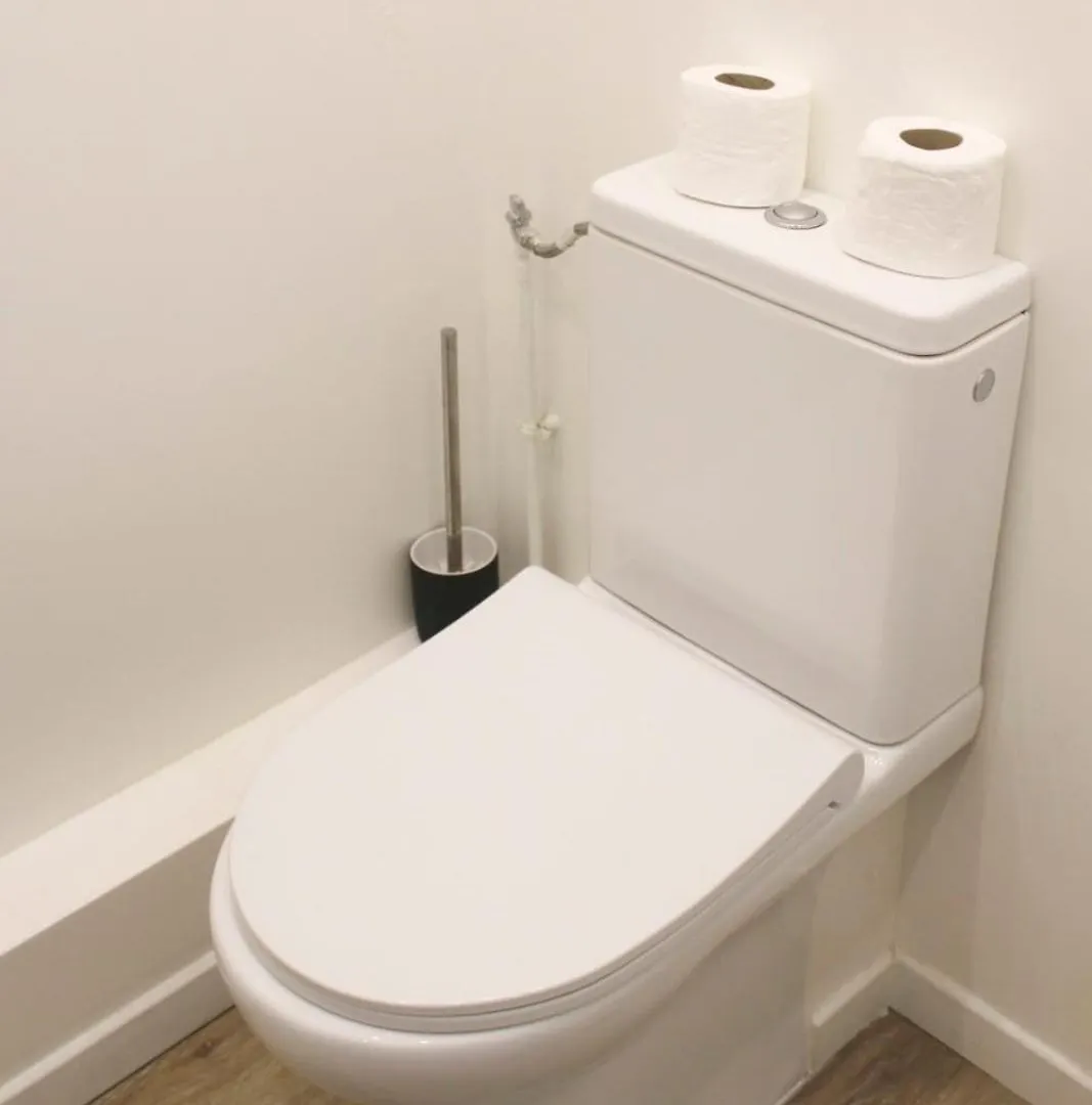 Spacious Appt Close To Place Monge