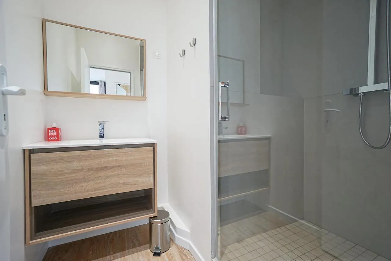 Apartment Spacious Appt Close To Place Monge Paris